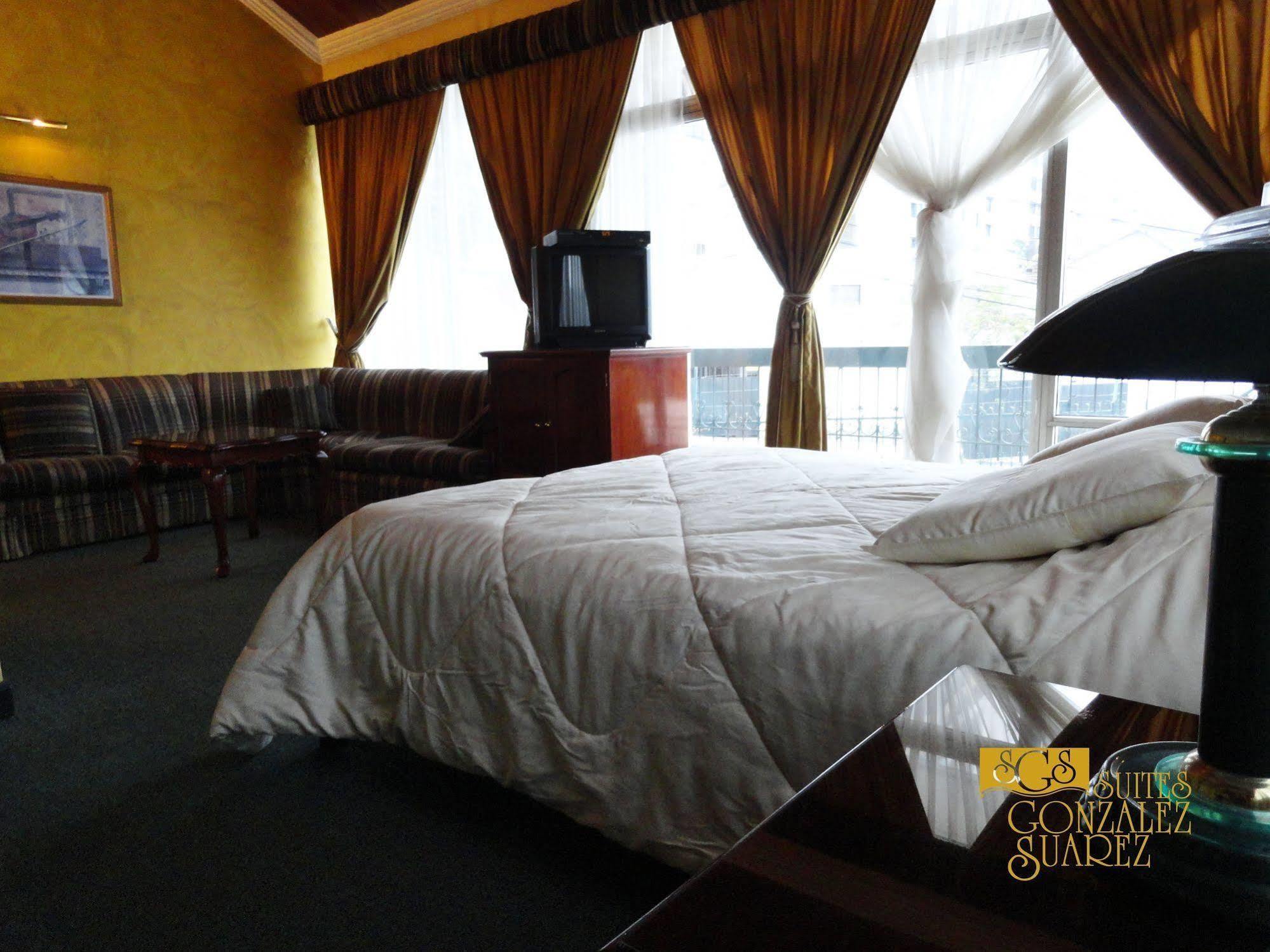 Hotel Suites Gonzalez Suarez กีโต ภายนอก รูปภาพ