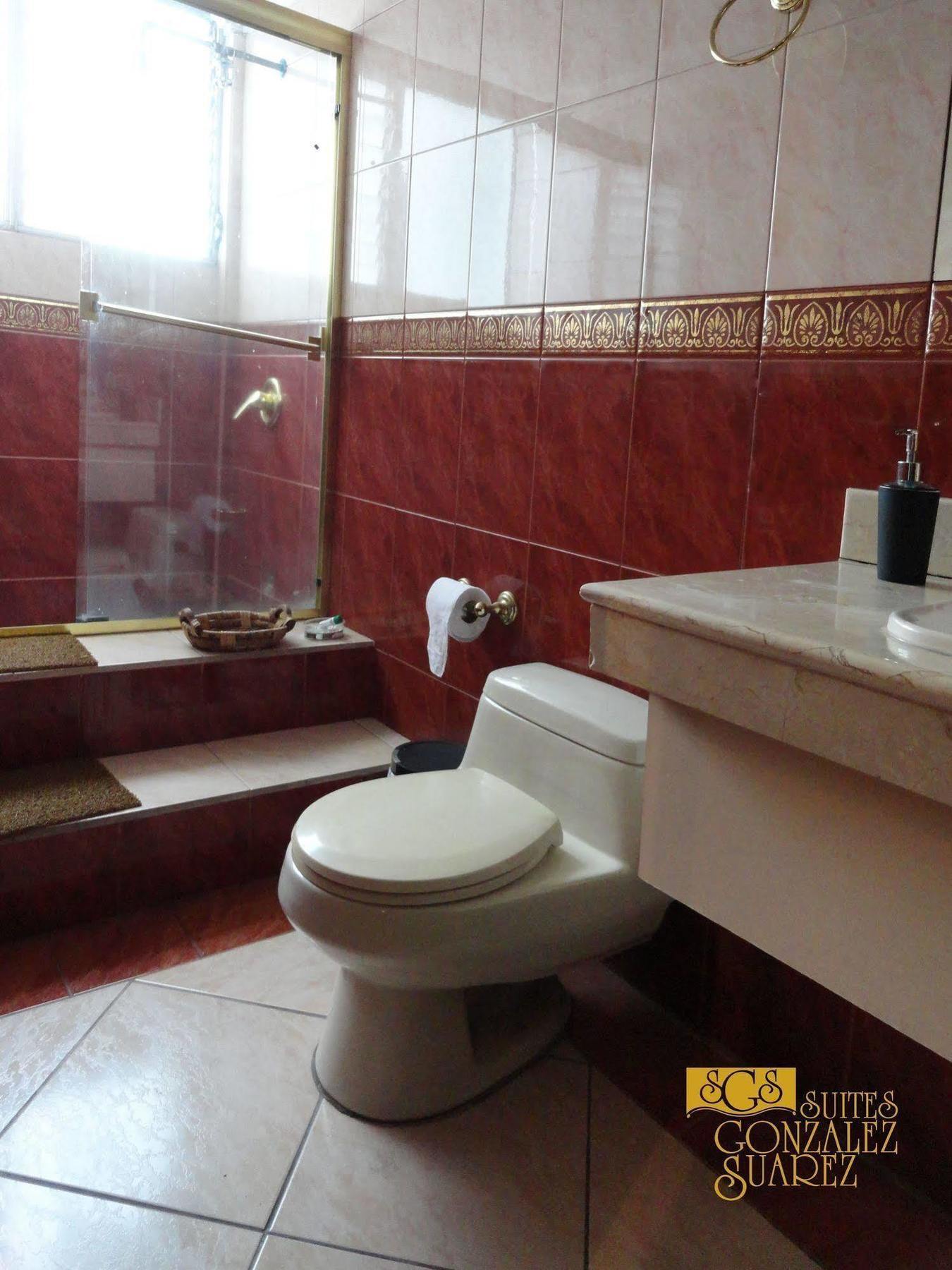 Hotel Suites Gonzalez Suarez กีโต ภายนอก รูปภาพ