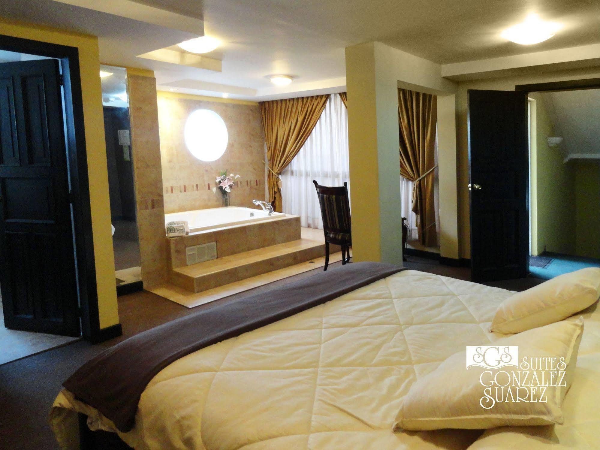 Hotel Suites Gonzalez Suarez กีโต ภายนอก รูปภาพ